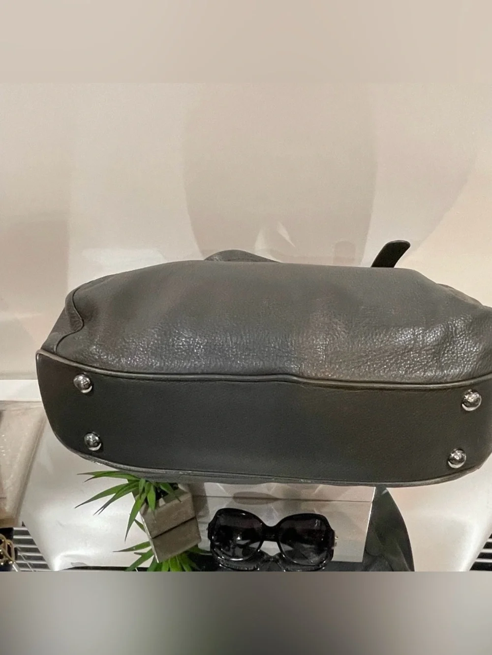 Michael Kors Gray Leather shluld bag